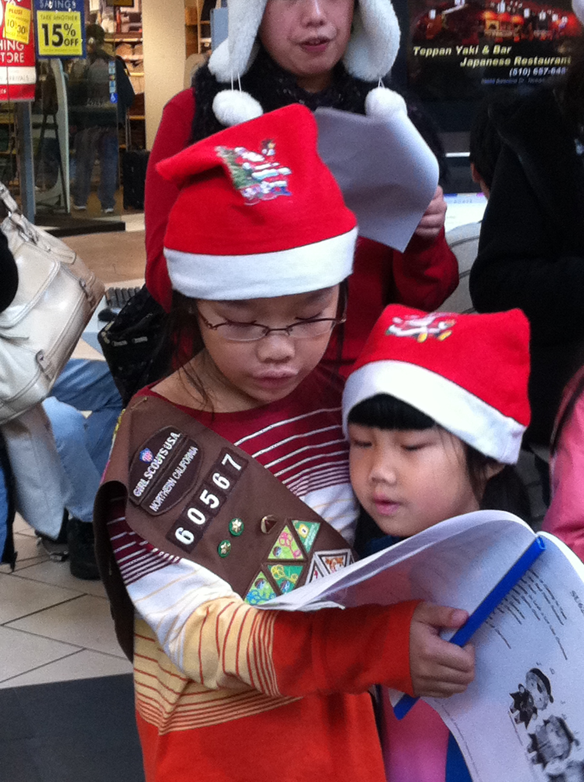 caroling3.jpg